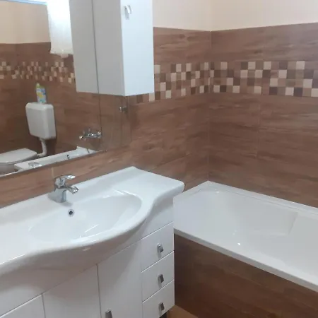 Fejervari Vendeghaz Hajdúszoboszló